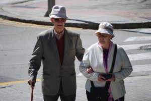 New study highlights risks to older pedestrians