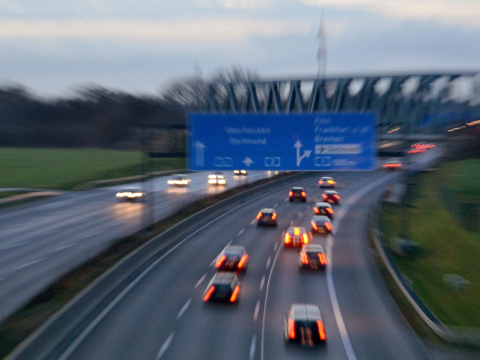 no speed limit sign autobahn