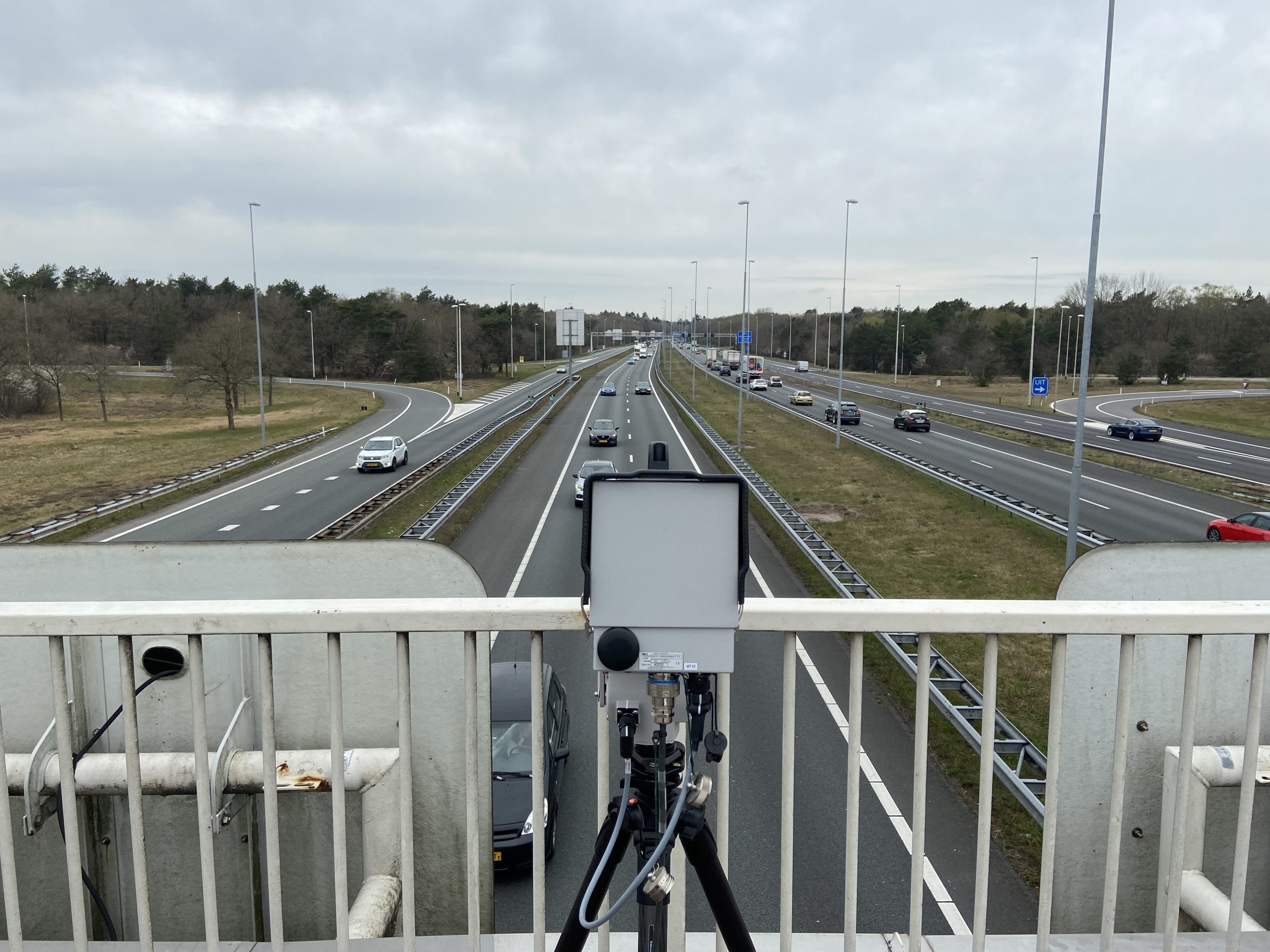 Detecting mobile phone use on Dutch roads.