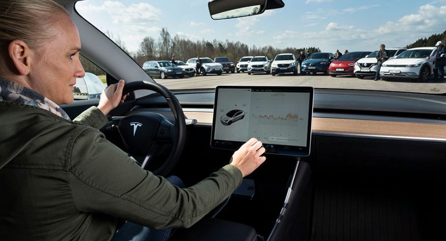 A touchscreen in a Tesla car. Photo: Glenn Lindberg/Vi Bilägare